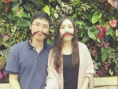 毕业裸婚 为爱辞职创业