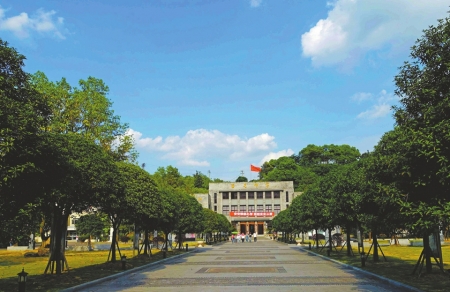 2017年自贡蜀光中学高考再创佳绩